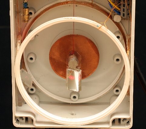 D40_52041Magnetometer